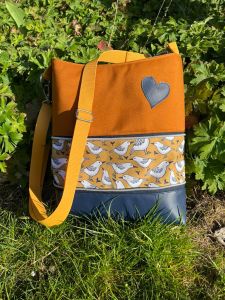 Handtasche ZipKram - Nähanleitung und Schnittmuster von shesmile DIY