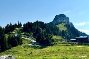 Kurzurlaub vom Familienalltag mit den besten Freundinnen: Mädelswochenende 2024 zum Wandern in den Chiemauer Alpen an der Kampenwand.