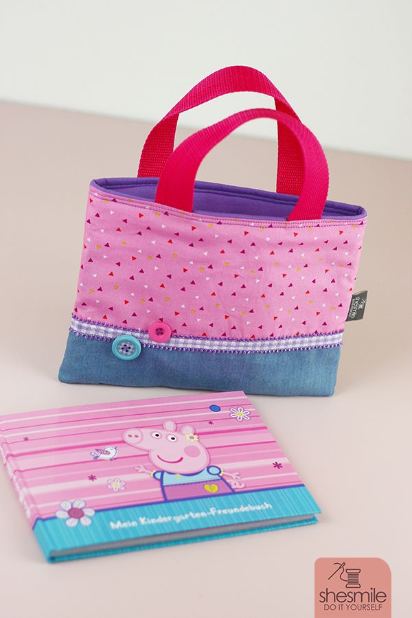 Eine Schutztasche für das PeppaWutz Freundebuch nähen