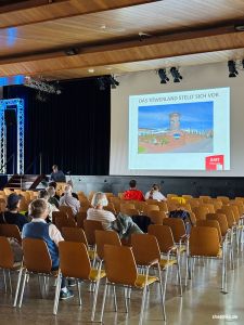 Gästebegrüßung im Haus des Kurgastes auf Juist