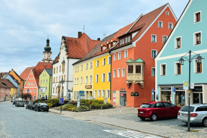 Bunte Häuser sammeln - Eine Bildergalerie mit Weltkarte