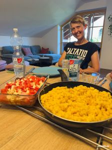 Wassermelone-Feta-Salat & Käsespätzle mit Dini