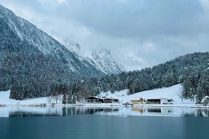 Lautersee - Winterwanderung ab Mittenwald über Lainbachwasserfall