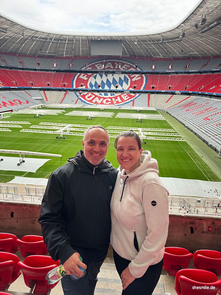 Allianz Arena - FC Bayern Museum und Arena Tour in München