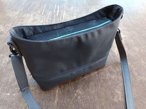 Handtasche ZipKram - Nähanleitung und Schnittmuster von shesmile DIY