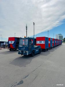 Kofferwagen für die Inselfähre
