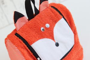 Eine Tasche KlappAuf von shesmile genäht als Fuchs von Kleiner Polli-Klecks. Eine BuddieAktion von Die Ebookmacher. Nähen zur Geburt, für Babys und Schwangere.