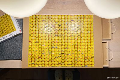 ... und das ziemlich aufwändige LEGO Puzzle zu Ende gepuzzelt.
