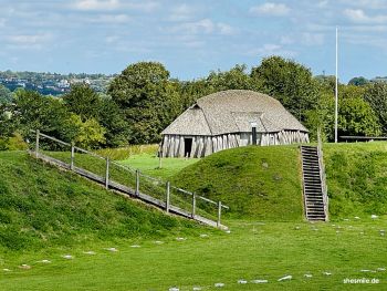 images/erlebnisse/daenemark-2024/fyrkat/2024-0815-daenemark-fyrkat-vikinger-museum-135838.jpg#joomlaImage://local-images/erlebnisse/daenemark-2024/fyrkat/2024-0815-daenemark-fyrkat-vikinger-museum-135838.jpg?width=1000&height=750