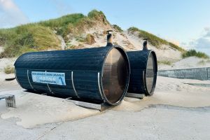 Glück ist leicht: Strand-Sauna und Pfannkuchenhaus mit der Familie in Løkken, Dänemark. shesmile Erlebnisse Reisetagebuch.
