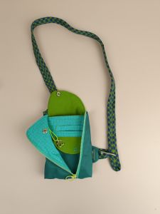 Handytasche Smartkram genäht von Grünblaumeliert, Schnittmuster und Nähanleitung von shesmile DIY