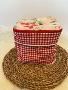 Medikamententasche ZipKram genäht von Anna (Das Nähhühnchen), Nähanleitung und Schnittmuster von shesmile DIY.