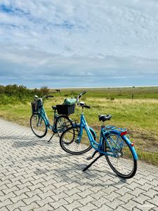 Mit dem Fahrrad zum Cafè Wilhelmshöhe (Juist Reisetagebuch)