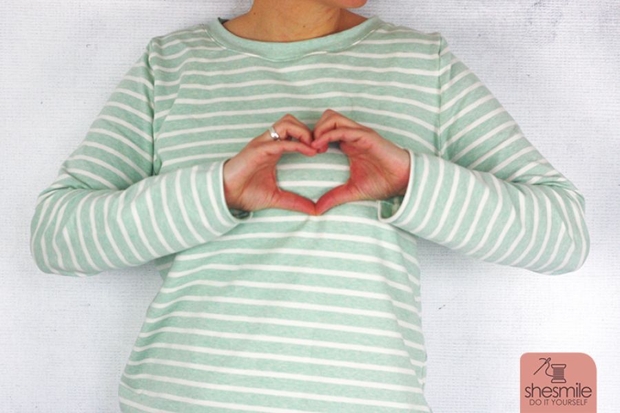 Ein lillesol women No.10 Longsleeve Pullover in mintgrün-gestreift nur für mich. Eine Nähanleitung mit Schnittmuster von lillesol & pelle. Genäht von shesmile Do it Yourself.