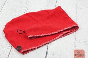 Ein Haartrockentuch TinaTurban als Geschenk zum Muttertag (Nähanleitung und Schnittmuster für Kinder und Erwachsene von shesmile)