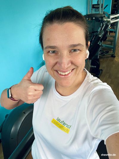 Regelmäßiger Sport muss zur Routine werden und fest im Alltag integriert sein. Dienstag und Freitag morgen freue ich mich aufs Krafttraining im Fitness Studio (Werbung weil einfach das Beste: INFORM Fitness, Sulzbach-Rosenberg)