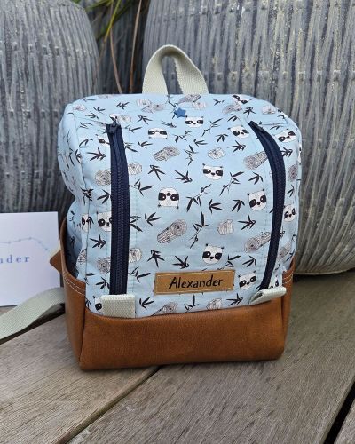 Mini Klappack aus Kunstleder und Baumwolle, personalisiert mit Name für newborn Alexander.