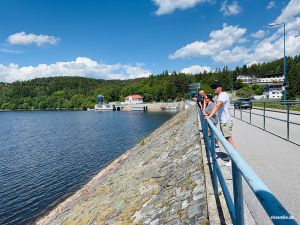 Stausee Lipno (Staumauer mit Kraftwerk)