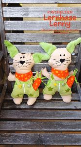 Kuscheltier Hase Lenny Lernhase, Schnittmuster und Nähanleitung von shesmile DIY.