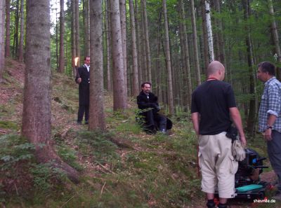 Ein echtes Highlight während unseres Aufenthalts: Bei einer Wanderung um den Alpsee treffen wir König Ludwig im Wald ... also den Schauspieler des Musicals natürlich ... spannend! 👑