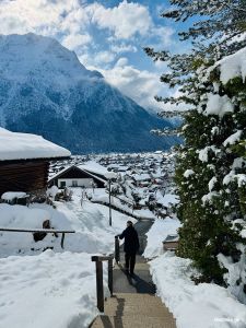 Stufen nach Mittenwald