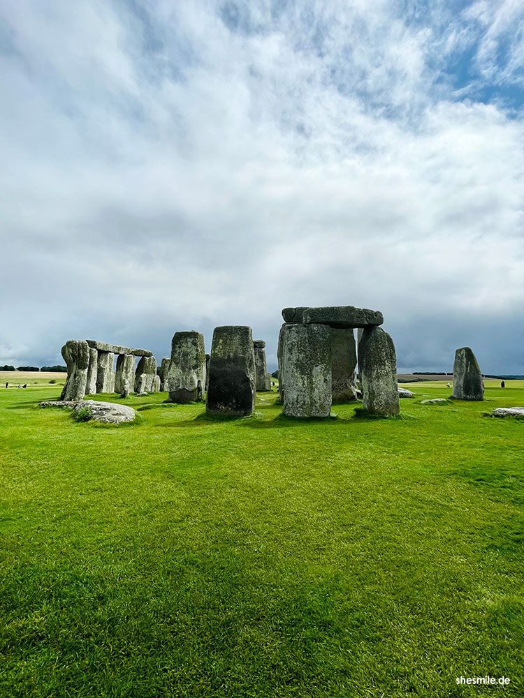 Auch wenn ich nicht verstehen kann, warum diese Steine so magisch sein sollen ... für meinen Mann war es ein echtes Highlight Stonehenge zu besuchen.