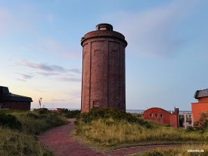 Wasserturm im Sonnenaufgang auf Juist