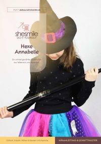 Nähanleitung und Schnittmuster gestaltet als PDF-E-Book für ein Hexen-Kostüm Annabelle. Passend für jede Größe. Mit Hexenhut und Tellerrock mit Tüll-Fransen. Passend für jede Faschings- und Halloween-Party!